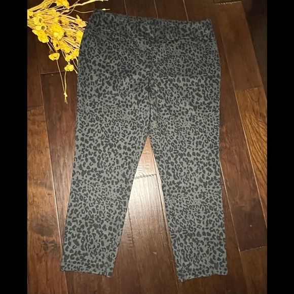 Westbound Pants & Jumpsuits Westbound Woman The Park Ave Fit Slim